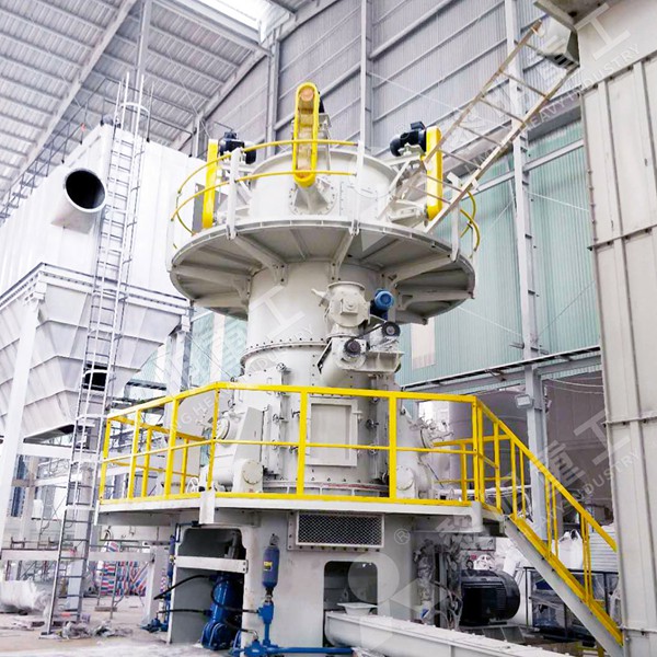 Installation of a large vertical roller mill in a cement plant